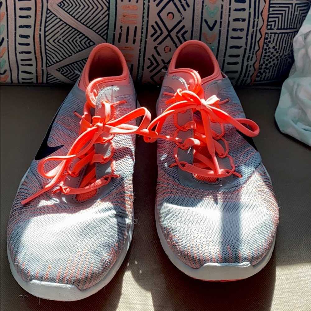 NIKE FLEX’S